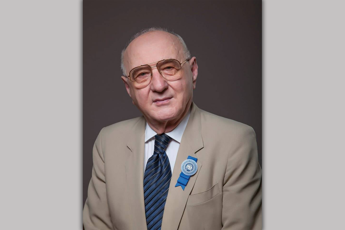 თამაზ გამყრელიძე